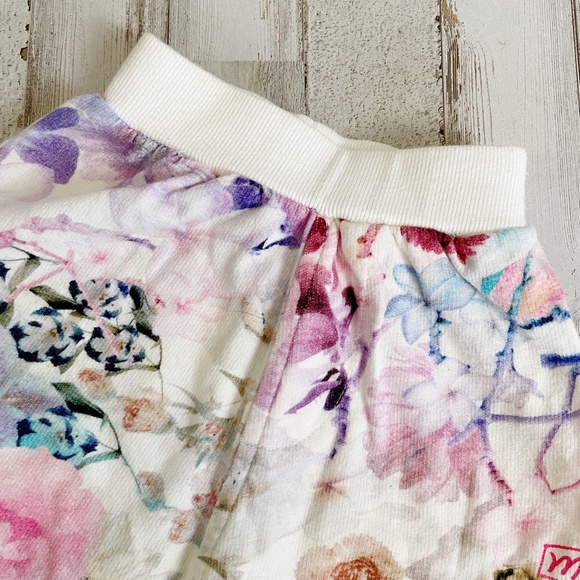 Munster | Girls Watercolor Floral Jogger Pants | Size: 3-6M - Picture 2 of 7